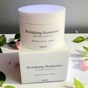 NWT isfrom REVITALIZING MOISTURIZER+